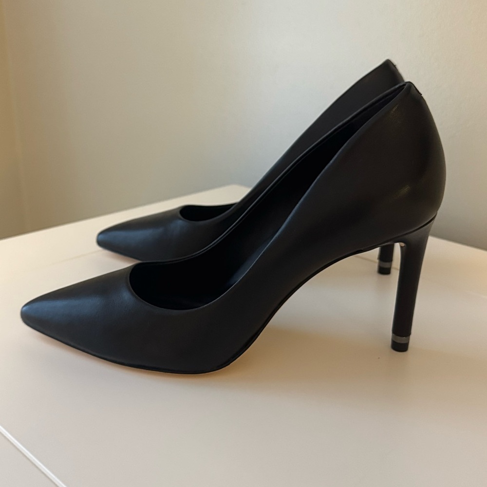 ANTONIO MELANI Black Kara Leather Pointed Heels